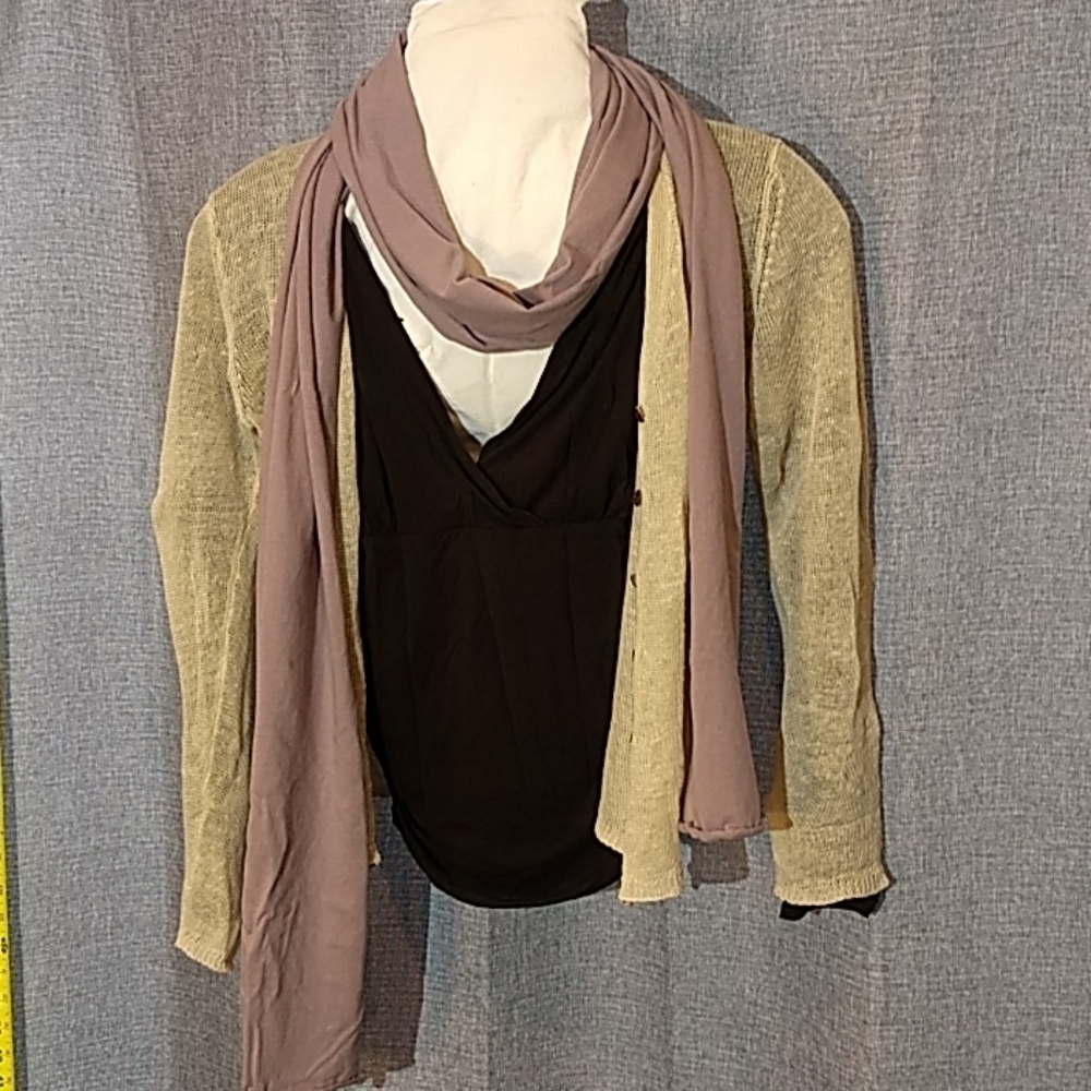 Three piece fall outfit - Picture 3 of 6